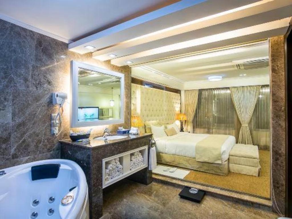 Hotel Agrabad Chittagong Ngoại thất bức ảnh