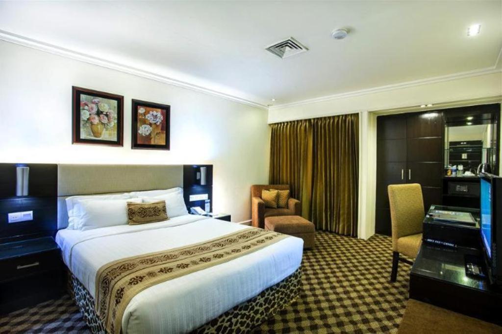 Hotel Agrabad Chittagong Ngoại thất bức ảnh