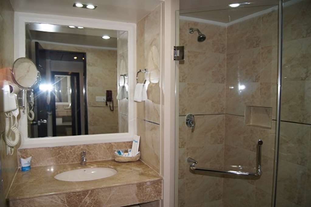 Hotel Agrabad Chittagong Phòng bức ảnh